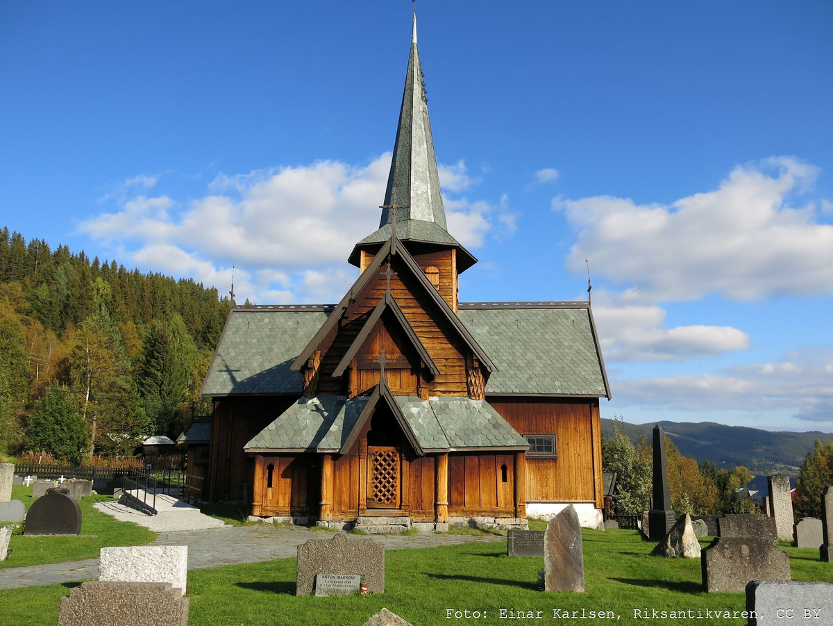 Stavkirke, oppført ca år 1160.