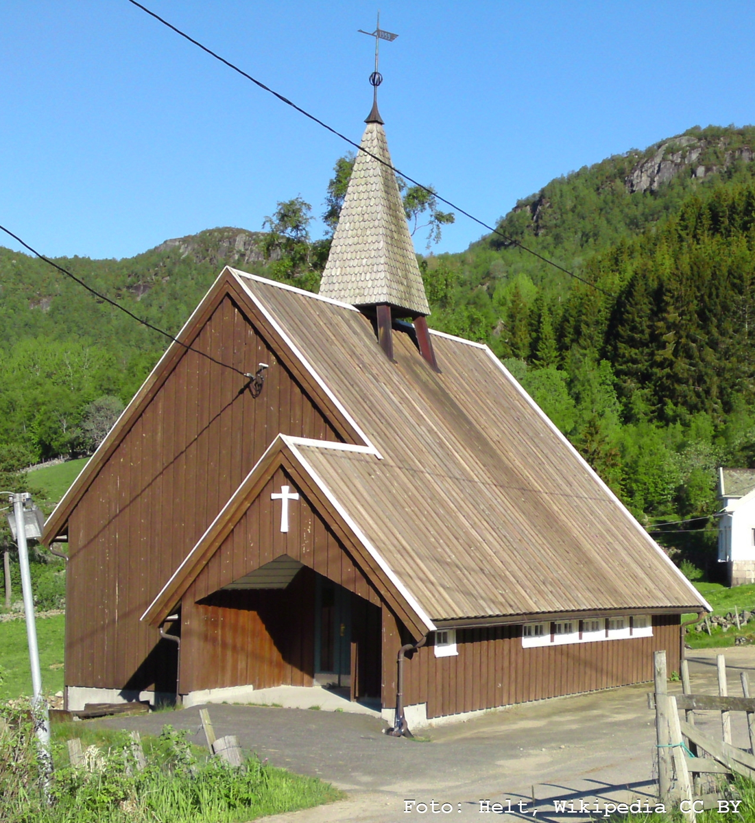 Trekirke oppført i 1959.