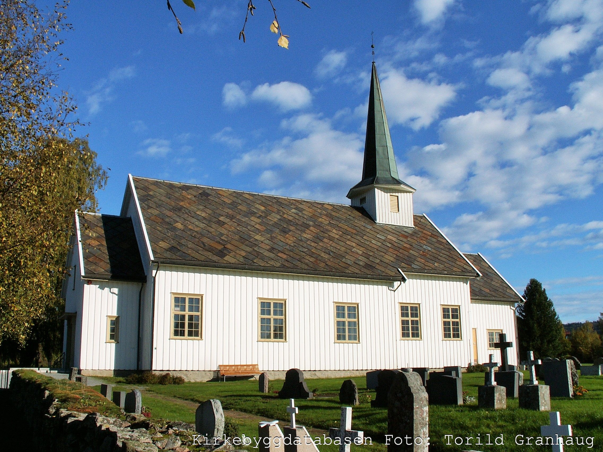 Trekirke oppført i 1681.