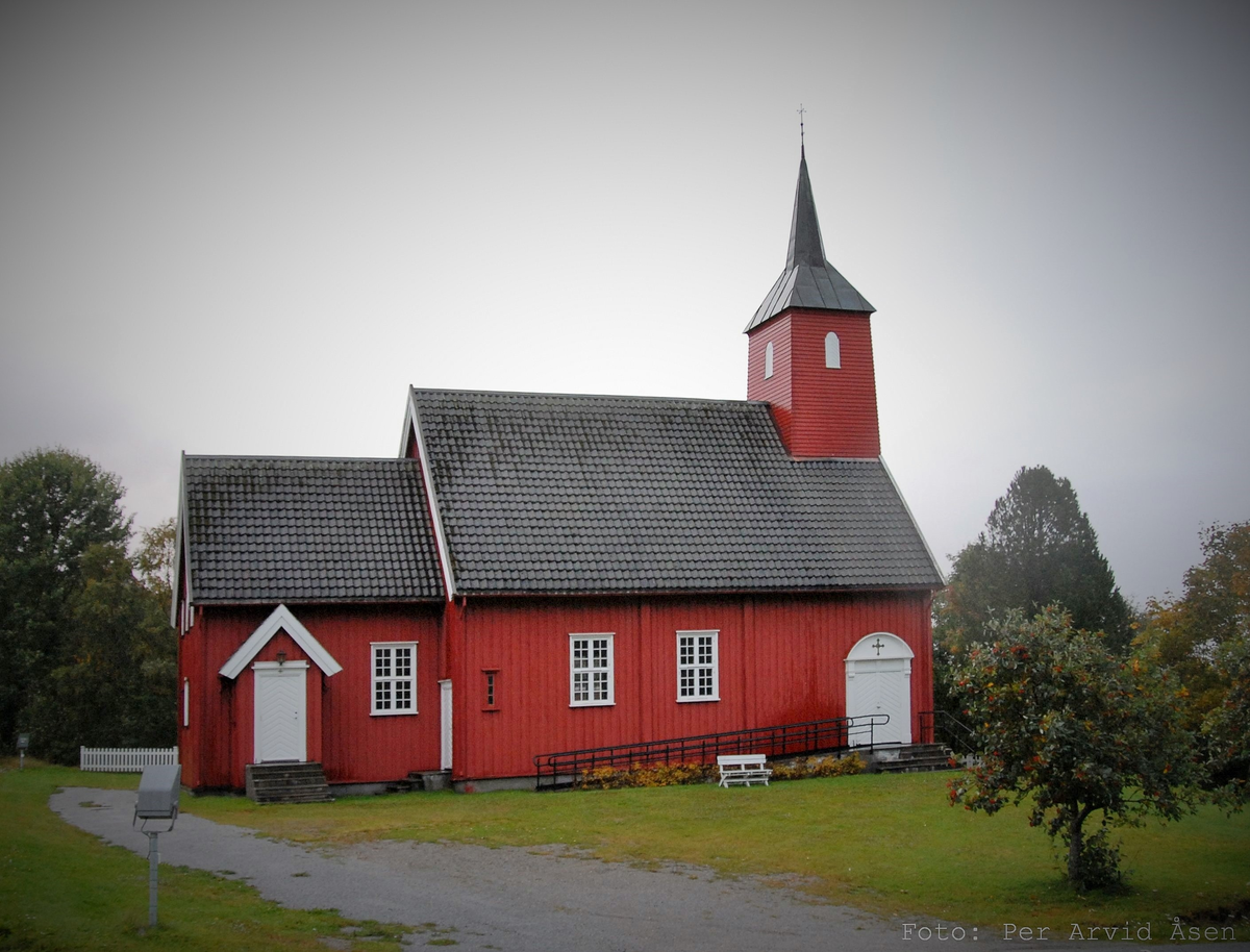 Trekirke oppført i 1960.