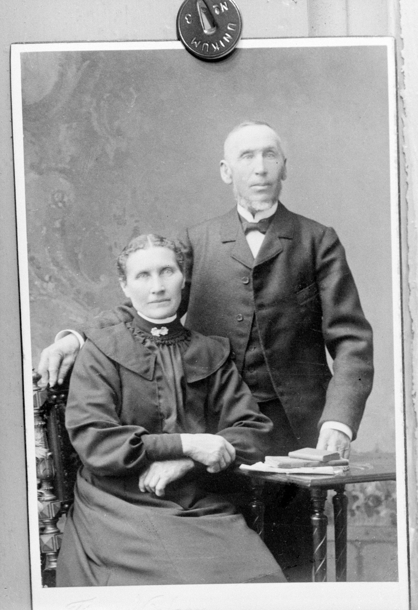 Repro: Portrett av eldre ektepar