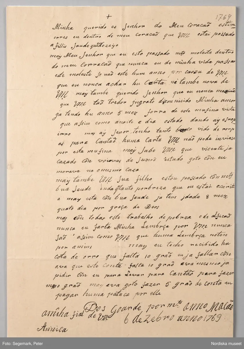 Brev från Annica de Queroz till Jean Abraham Grill i april 1760. Hon skriver "Jag födde ett barn den 12 mars kl 2 på natten, barnet heter Joze. Om ni kommer hit till Macao i år får ni se er son".