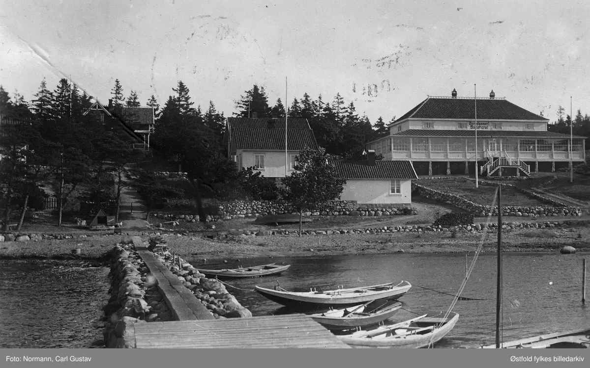 Corneliussens Badehotell, Skjærhalden, Kirkøy, Hvaler ca. 1919-25. Postkort.
