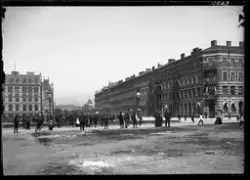 Fotografi i riktning Löjtnantsgatan vid korsningen med Fören