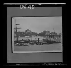 På kuvertet står följande information sammanställd vid musee