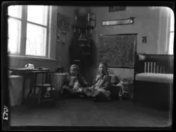 På kuvertet står följande information sammanställd vid musee