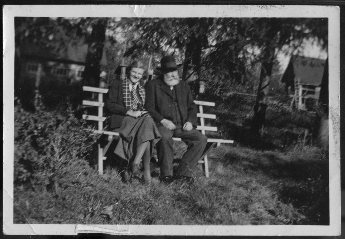 På kuvertet står följande information sammanställd vid museets första genomgång av materialet: Sigrid Dahlman?
Gottfrid Dahlgren