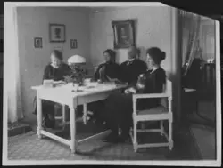 På kuvertet står följande information sammanställd vid musee