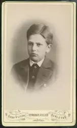 På kuvertet står följande information sammanställd vid musee