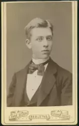 På kuvertet står följande information sammanställd vid musee