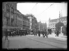 Torget Spittelmarkt i Berlin-Mitte.

På kuvertet står följande information sammanställd vid museets första genomgång av materialet: Byggnader, spårvagnar