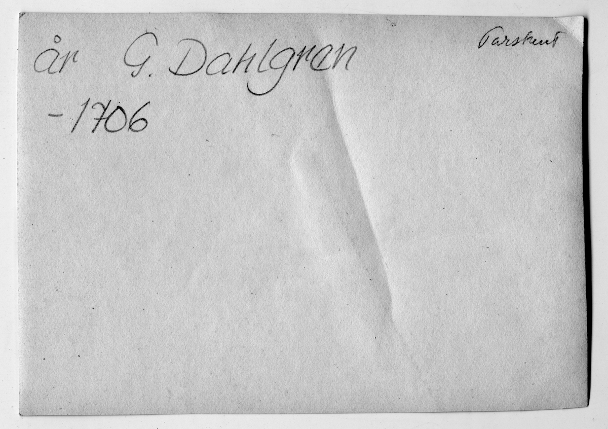 På kuvertet står följande information sammanställd vid museets första genomgång av materialet: Tarskent. [Tasjkent]