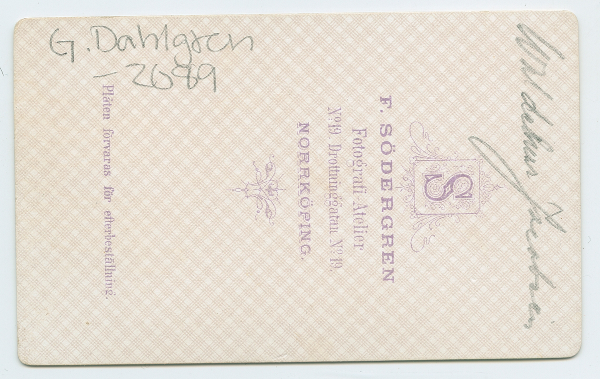 På kuvertet står följande information sammanställd vid museets första genomgång av materialet: Waldemar Jacobsén