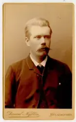 På kuvertet står följande information sammanställd vid musee