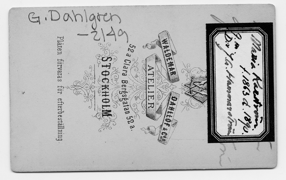 På kuvertet står följande information sammanställd vid museets första genomgång av materialet: Maria Karström
f.1863 d.1890
g.m Dr J.G Hammarström
