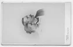 På kuvertet står följande information sammanställd vid musee