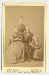 På kuvertet står följande information sammanställd vid musee