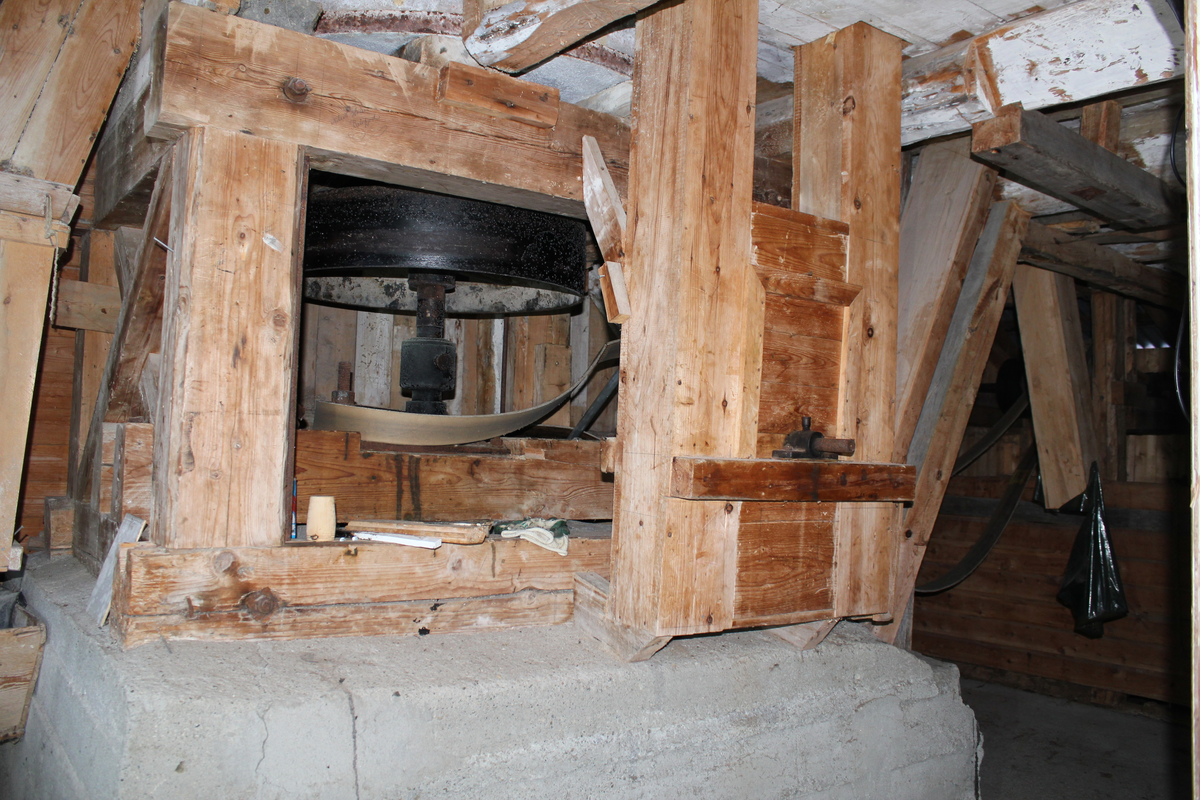 Elektrisk drevet kornmølle bygd av Målselv kommune i 1916.