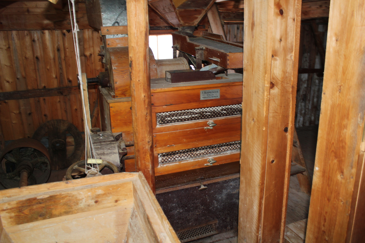 Elektrisk drevet kornmølle bygd av Målselv kommune i 1916.