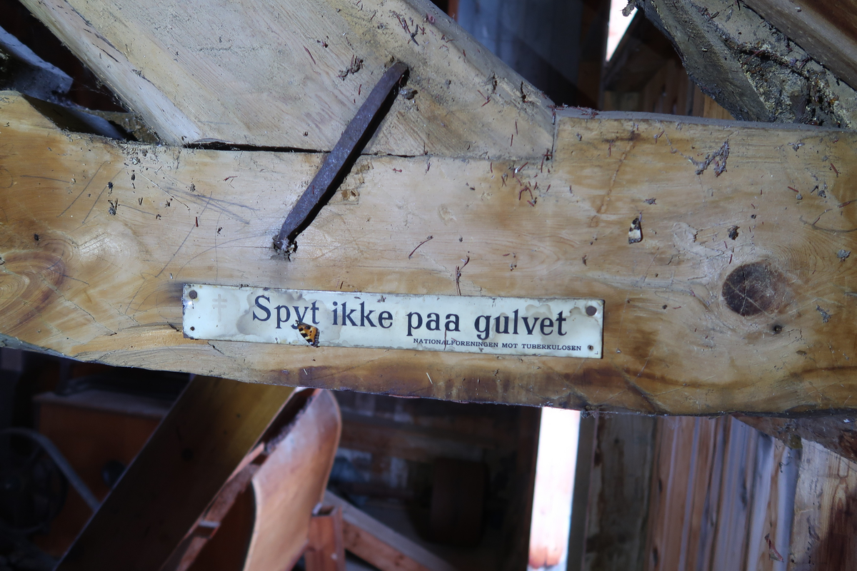 Elektrisk drevet kornmølle bygd av Målselv kommune i 1916.