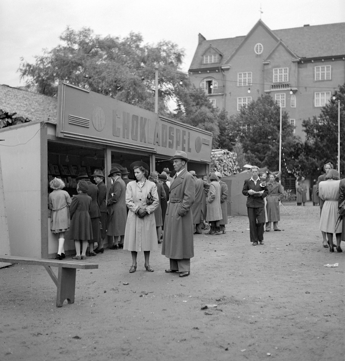 Persmäss var i historisk tid Linköpings största marknad. År 1907 togs traditionen åter upp genom bildandet av Persmässeklubben, bestående av kvinnor med anknytning till hantverk. Inför säsongen 1942 hade man nystartat den insomnade verksamheten med bland annat en marknadsdag i och runt Ljungstedtska skolan.