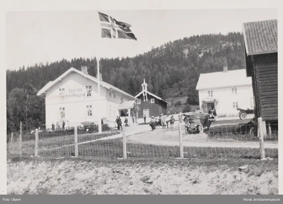 Sperillen Hotell og Pensjonat på Sperillbanens åpningsdag