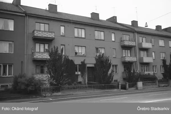 Bostadshus med balkonger
