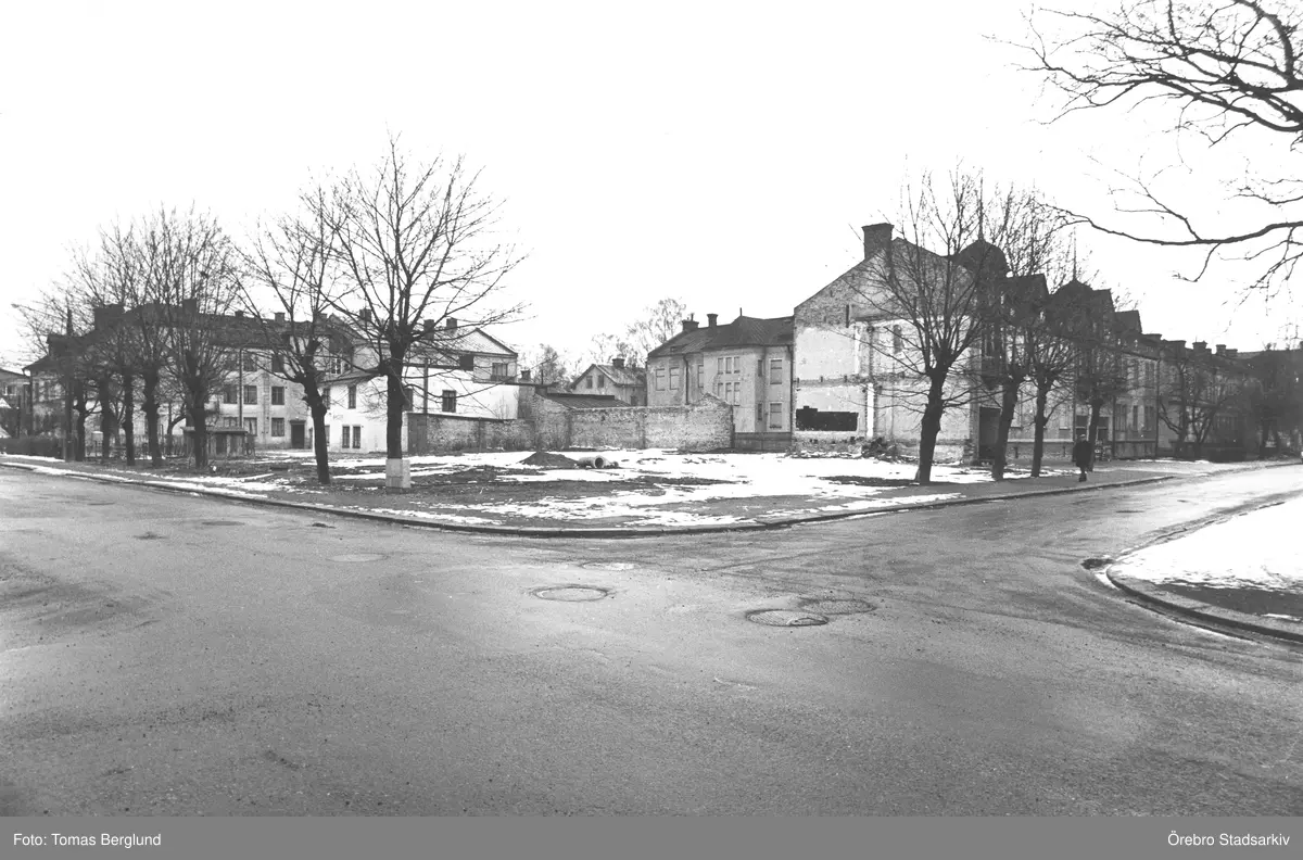 Rivningstomt