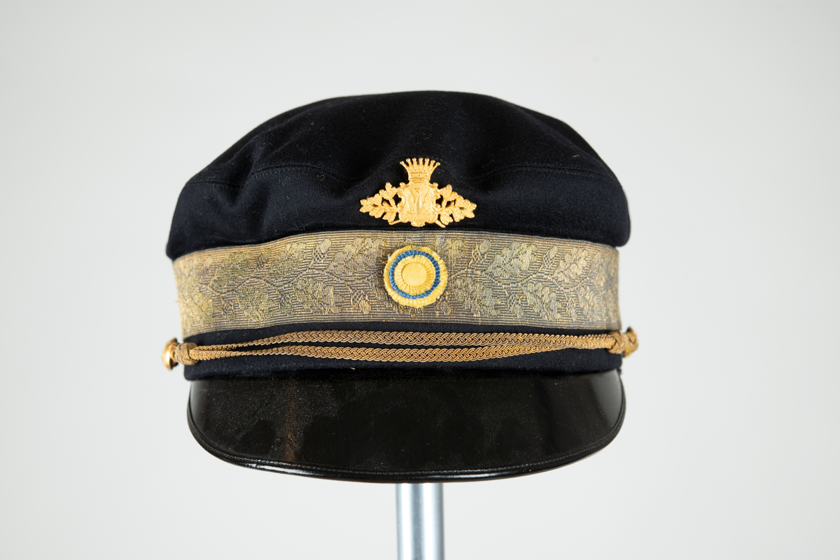 Anmärkning: Till parad- och landshövdingeuniform. Släpmundering.