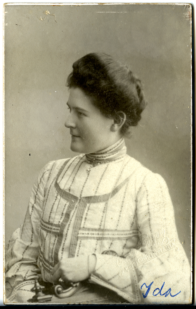 Ida (Skavhaugen?).
Bilde er fra fotoalbum GM.036888.