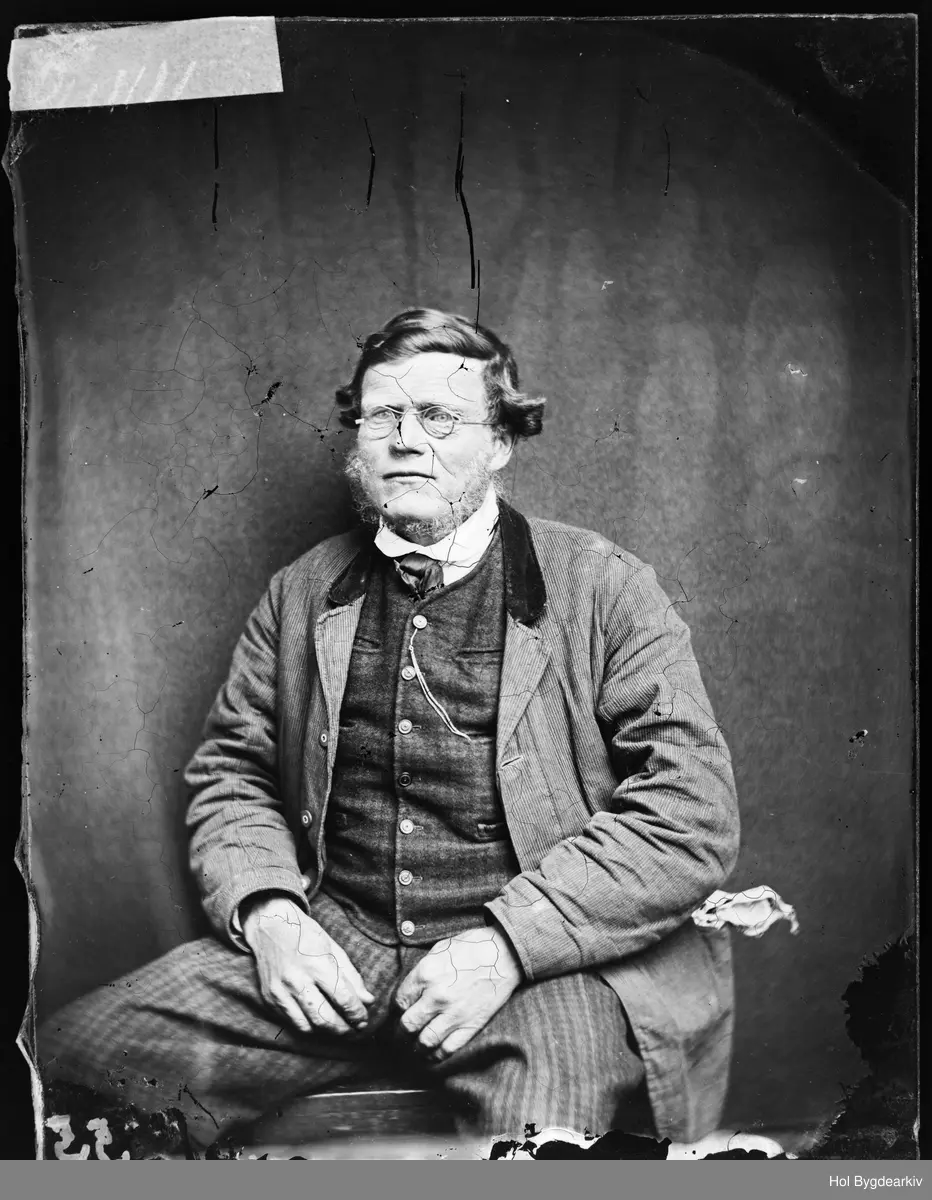 PortrettH, mann, bunad, hallingklede