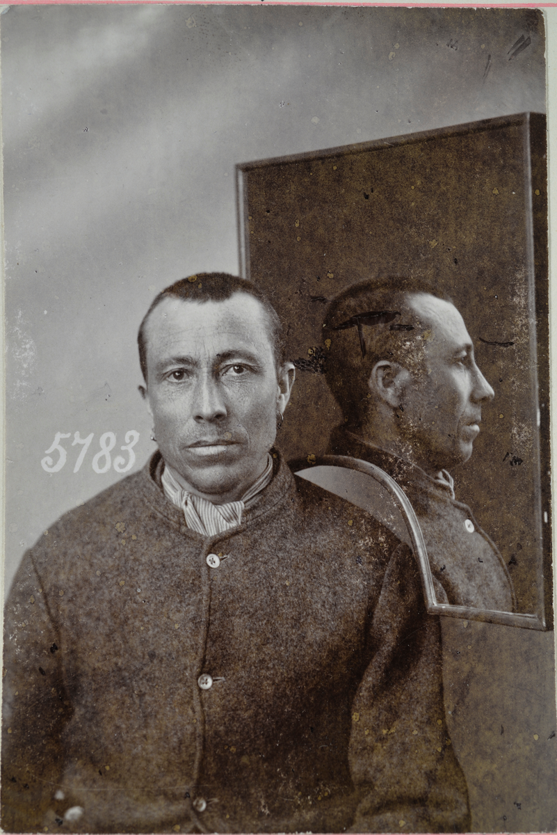 Registreringsfoto fra Kristiania-politiets forbryteralbum.