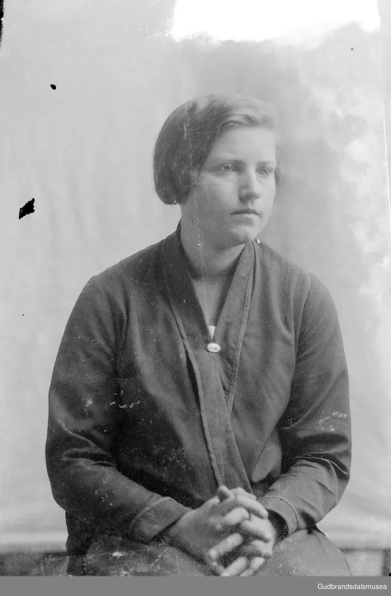 Magnhild Djuvstad (f. 1911 g. Lund)