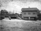 Vid Kvarntorp bildar Stångån sitt första större fall på sin väg mellan sjöarna Stora Rängen och Ärlången. Som namnet anger har det på platsen bedrivits kvarndrift. Vid 1800-talets sista år anlades istället Kvarntorps kraftstation.