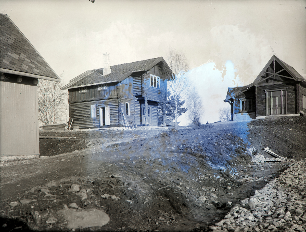 Hamar, Disen, Norsk Jerbanemuseum under oppbygging, fra venstre Bestum satsjon og Ilseng stasjon,