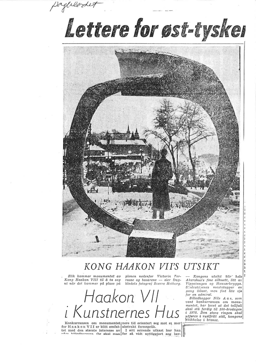 foto kong Haakon VII-monumentets sokkel 