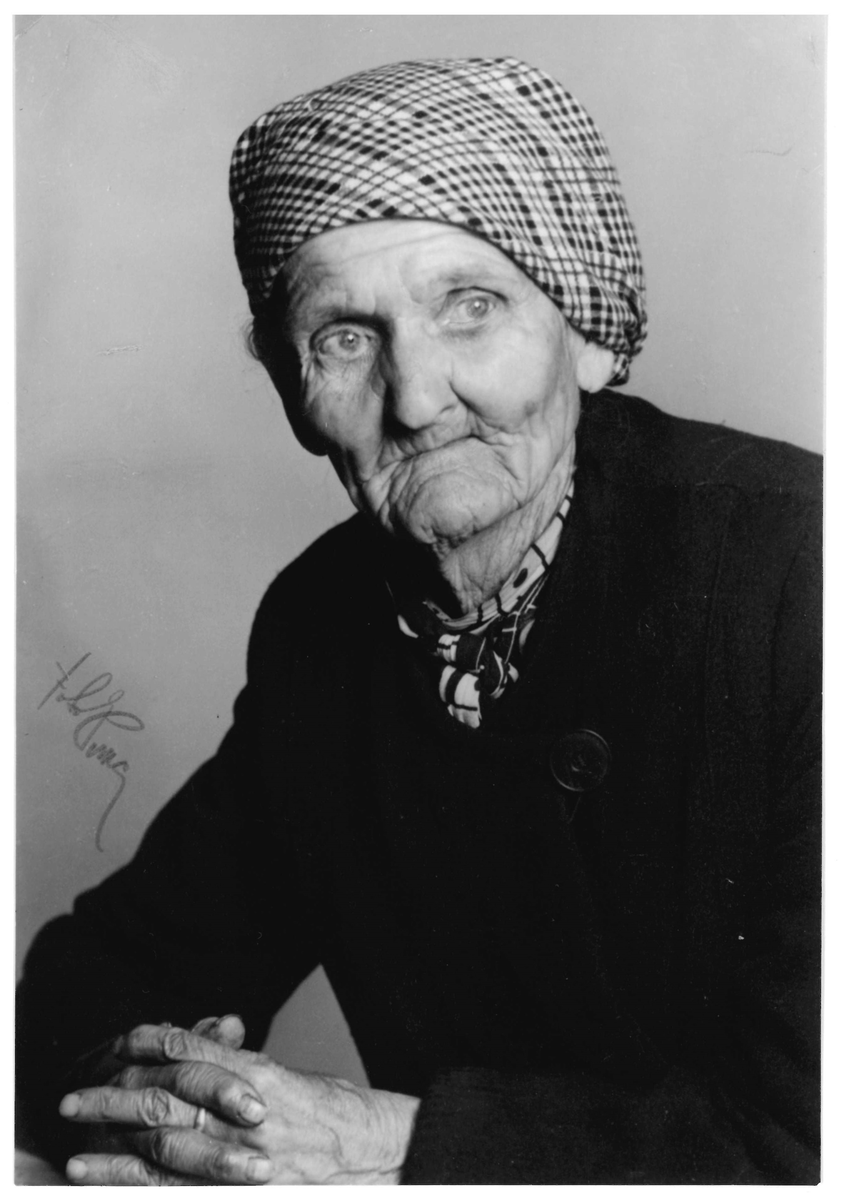 Maria Hedenberg, "Kniv-kungen" Johan Hedenbergs hustru.