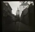 Gata på Södermalm, Katarina kyrka i bakgrunden.
61/1941 Konrad Elméus Nm 85