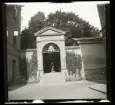 Portal till Katarina kyrkogård. Södermalm, Stockholm.
61/1941 Konrad Elméus Nm 102