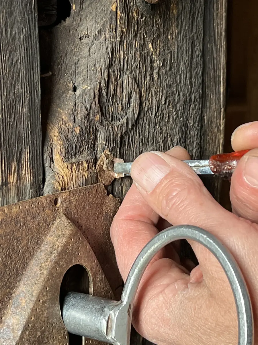 prøvetaking av smijernsbeslag