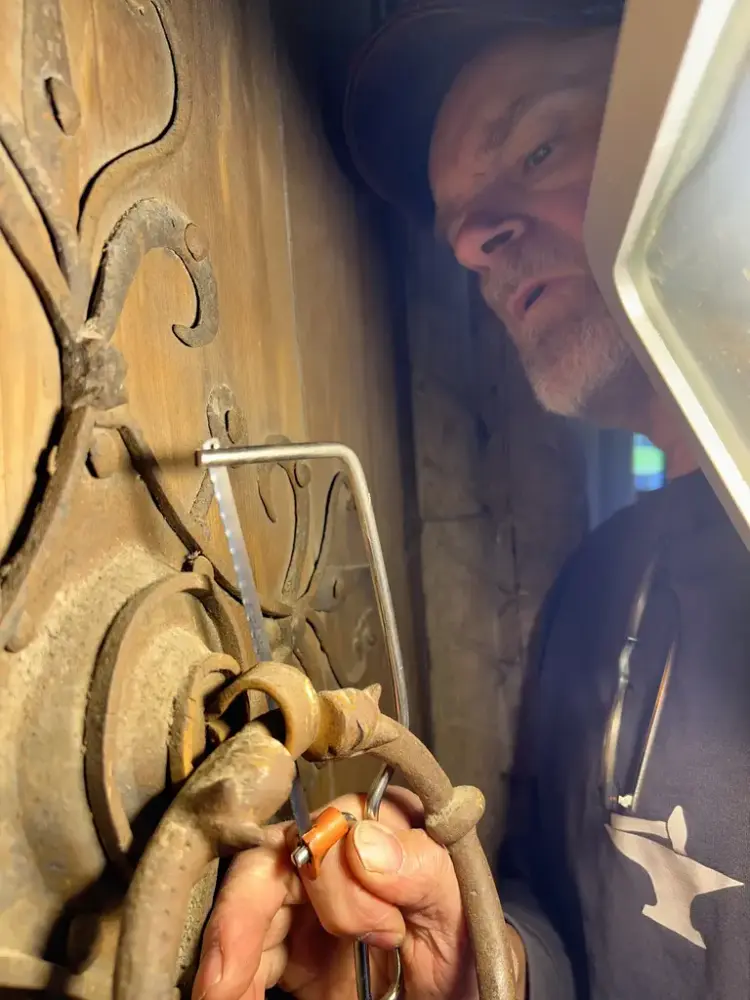 prøvetaking av smijernsbeslag