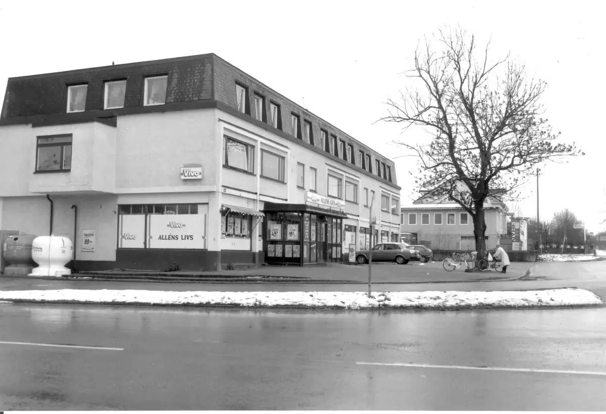 Affär vid Näsby allé station