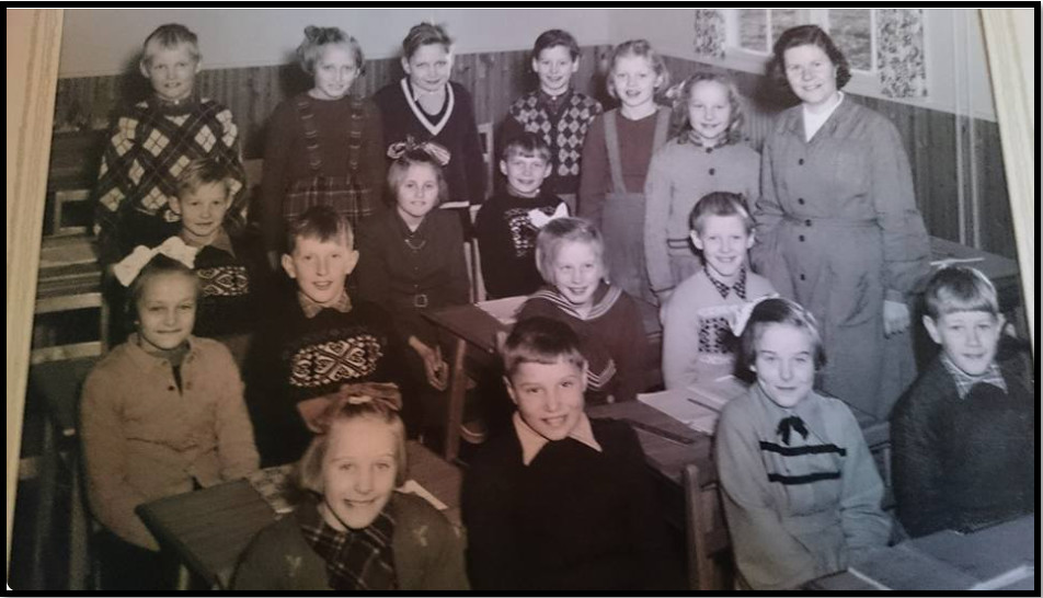 Fagertun skole Ytre Rendal 1951 - 52
