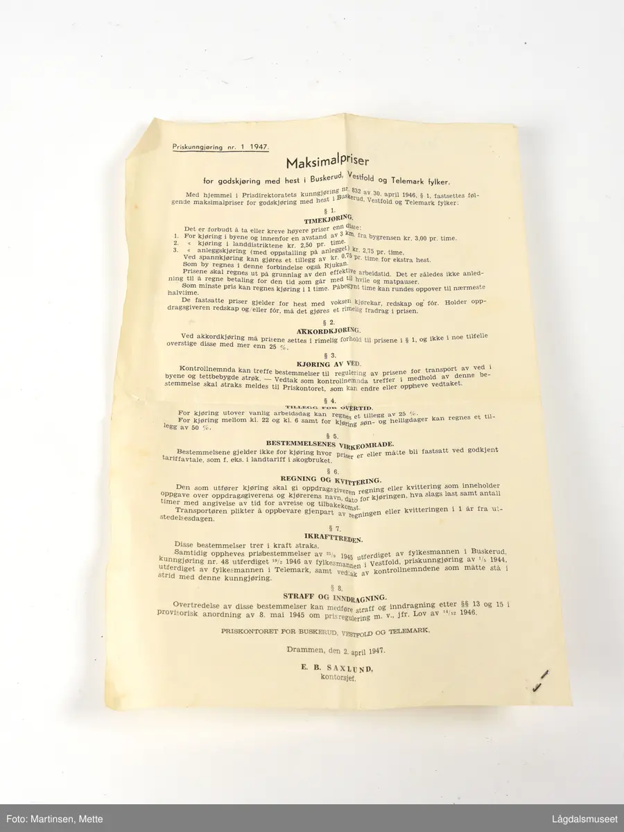 Notisbok brukt av Gunnulf Blårud ved loggføring av slaktearbeidet på siste halvdel av 1940-tallet. I tillegg to rundskriv. Det første gjelder priskunngjøring nr. 8/47 angående prisbestemmelser for omgangsslakting i Buskerud, Vestfold og Telemark fylker. Det andre er priskunngjøring nr. 1 1947 for maksimalpriser for godskjøring med hest i Buskerud, Vestfold og Telemark fylker.