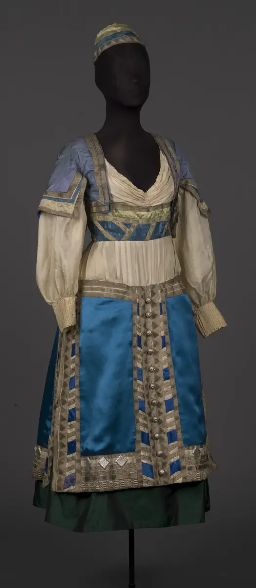 Klänning använd i uppsättningen ”Thamar”.