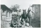 Arboga sf. 
Nödhjälpsarbetare på Storgatan, 1921.