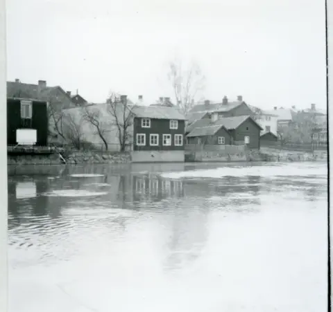 Arboga sf.
Byggnader utefter Arbogaån.