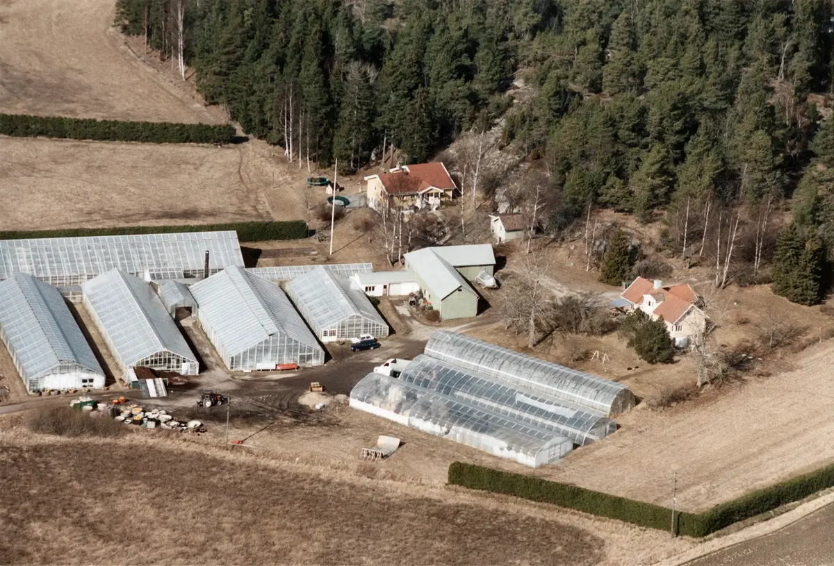 Gransättra Handelsträdgård efter Stafsvägen.