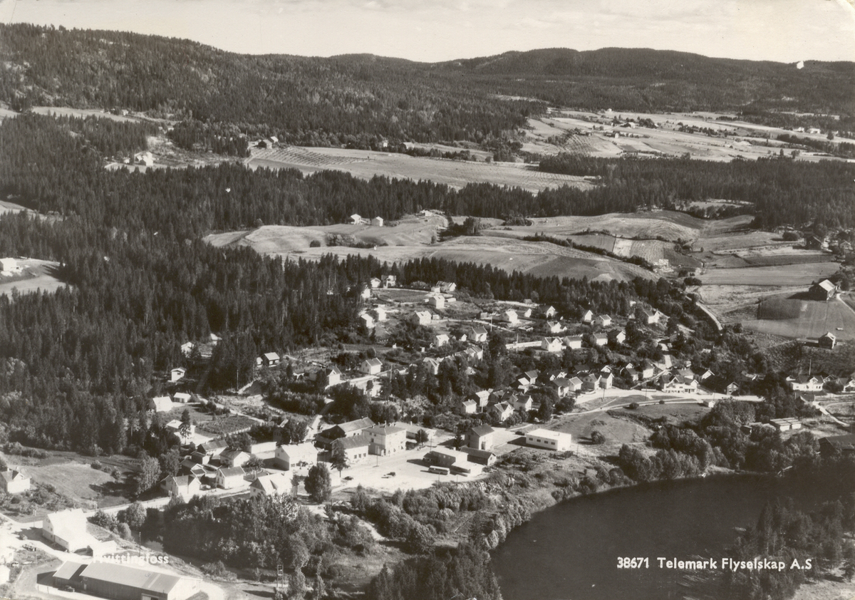 Flyfoto over Hvittingfoss. 1960 tallet.