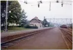 SJ-stationen anlades 1905.Stationshuset, i två våningar i sten, moderniserades 1936. Pressbyrån har kiosk med servering vid stationen.